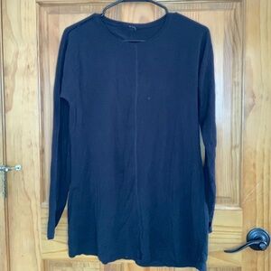 Lululemon Black Long-Sleeved Shirt with Thumbholes and an Open Stitched Seam!
